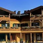 Aparthotel Torri Di Seefeld 3*
