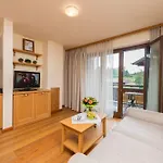 Torri Di Seefeld 公寓式酒店 3*