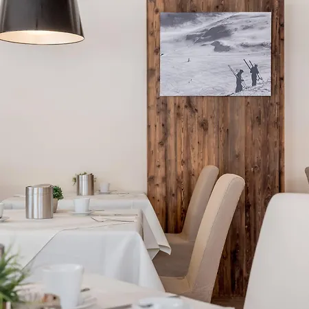 Hotel apartamentowy Torri Di Seefeld 4*