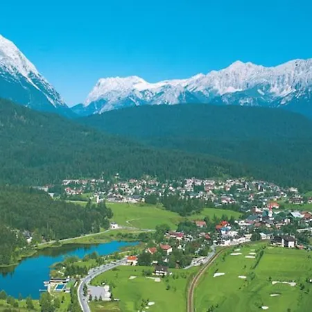Torri Di Seefeld Aparthotel 4*