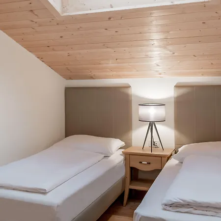Apart Otel Torri Di Seefeld 4*